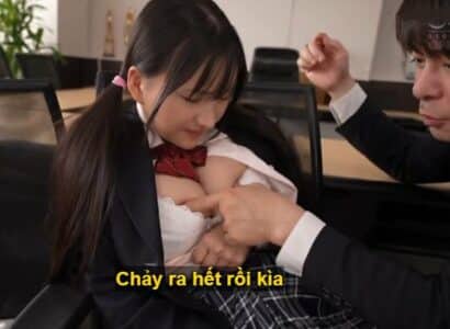 Poster of 3 năm thầy giáo huấn luyện em học trò vú to trở thành “bình chứa tôn”