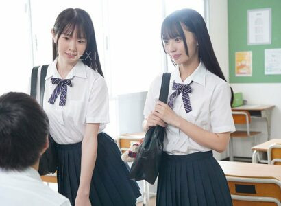 Poster of Cậu nam sinh số hưởng được 2 cô bạn thân cùng lớp trải nghiệm tuổi dậy thì