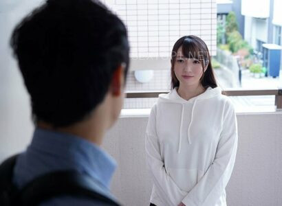 Poster of Cậu sinh viên đại học may mắn và cô hàng xóm cạnh bên đầy cuốn hút dù đã có chồng