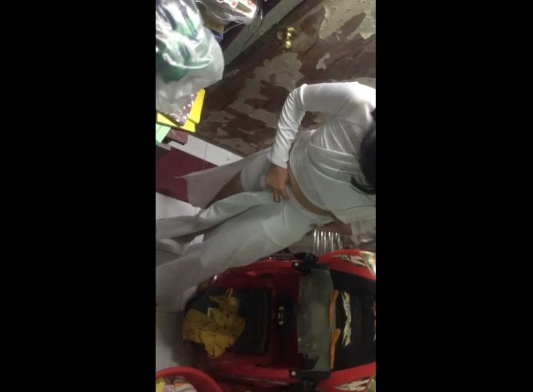 Poster of Chị gái thay áo dài đi học