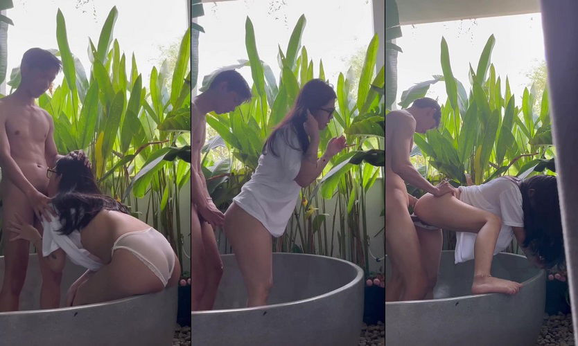 Poster of Đi du lịch mà vừa nhận phòng em đã kéo anh vào bồn tắm chịch vội