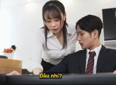 Poster of Em nhân viên cứ cạ cặp vú vào vai sếp trẻ thì anh không đụ hơi phí