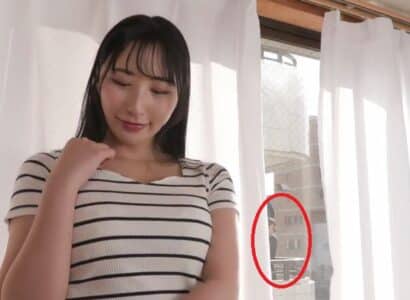 Poster of Phát hiện cậu hàng xóm thường nhìn trộm sang, cô nàng cố tình cởi đồ…