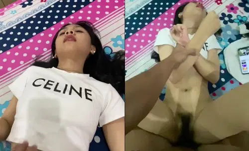 Poster of Thùy Linh đang chịch sướng chứ bắn tinh làm con giật cả mình