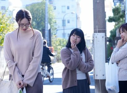 Poster of Trả thù mấy mụ hàng xóm thường xuyên nói xấu bằng cách “cướp chồng ả ta”